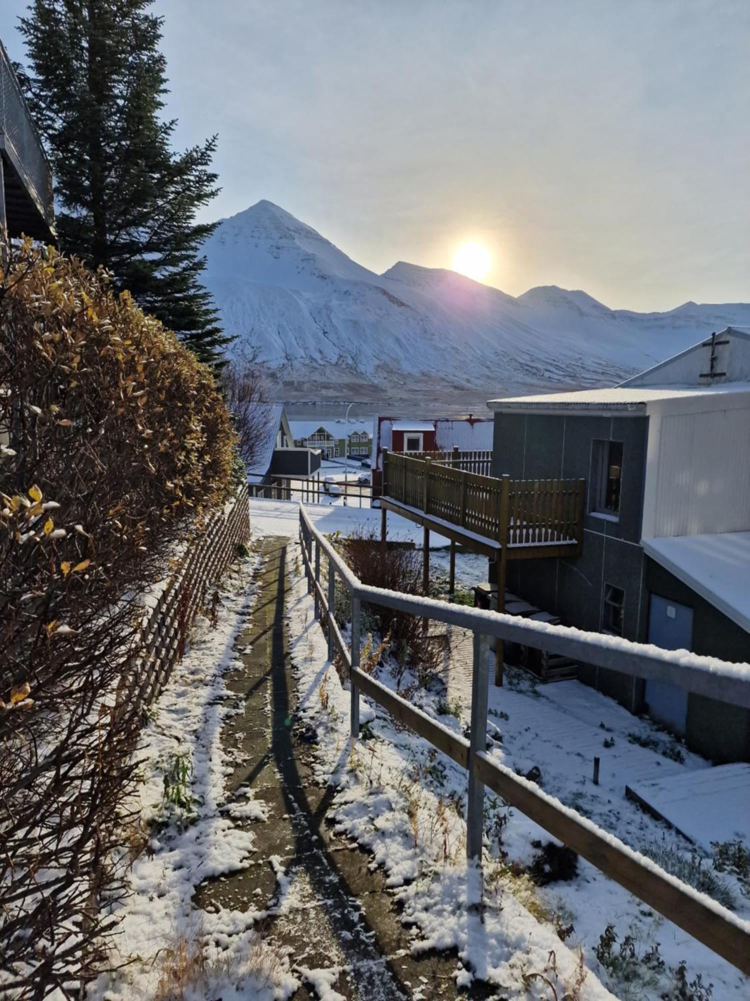 Landakot The Perfect Getaway By Staynorth Siglufjordur Экстерьер фото